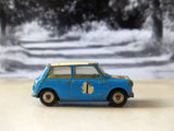 227 Morris Mini-Cooper in blue / white, scarce version (16)