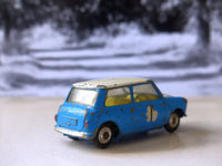 227 Morris Mini-Cooper in blue / white, scarce version (16)