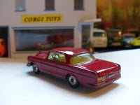 230 Mercedes-Benz 220SE red