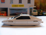 269 James Bond Lotus Esprit