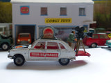 Gift Set 13 Renault 16 Tour de France *with red headboard*