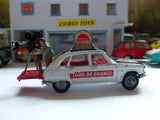 Gift Set 13 Renault 16 Tour de France *with red headboard*