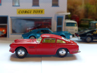 218 Aston Martin DB4 red