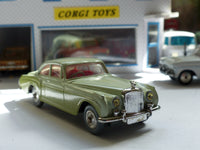 224 Bentley Continental in olive and pale apple green with original box