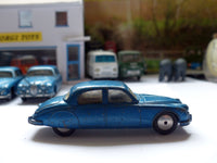 208M Jaguar 2.4 Mechanical *with grey base* (7)