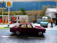 252 Rover 2000 in maroon (3)