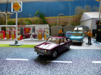 252 Rover 2000 in maroon (3)