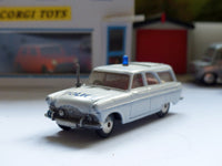 419 Ford Zephyr Motorway Patrol – Corgi Toys