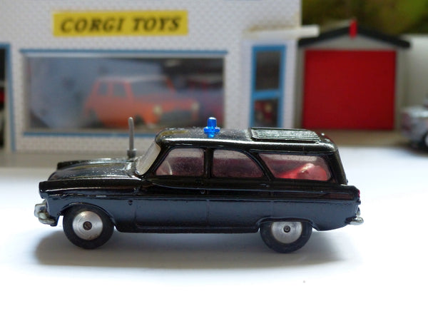 419 Ford Zephyr Motorway Patrol