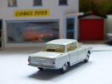 252 Rover 2000 in white with lemon interior