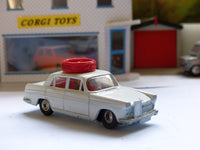 236 Austin A60 Driving School in white