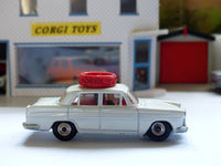 236 Austin A60 Driving School in white