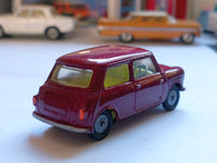 226 Morris Mini-Minor in maroon
