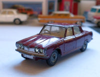 252 Rover 2000 in maroon with rare cast wheels (1)