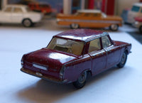 252 Rover 2000 in maroon with rare cast wheels (1)