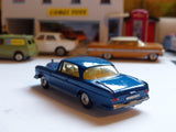 253 Mercedes-Benz 220SE in metallic blue (2)