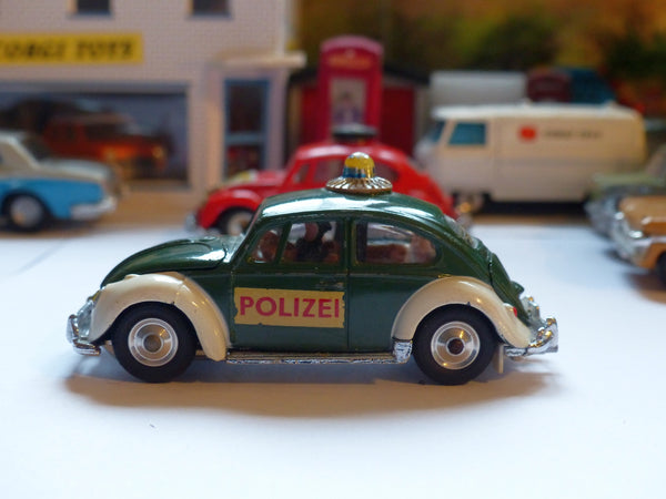 492 VW 1200 European Police Car (1)