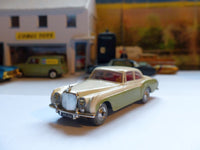 224 Bentley Continental in green and cream *with original box*