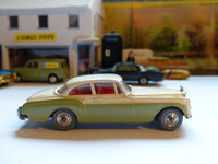 224 Bentley Continental in green and cream *with original box*