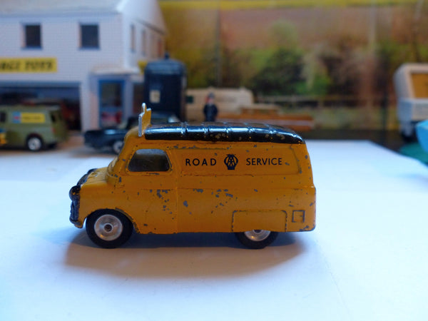 408 Bedford AA Van MkII  (late edition)