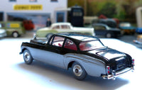 224 Bentley Continental Sports Saloon in black and silver with original box