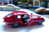 335 Jaguar E Type 2+2 Fastback in red