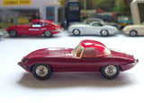 307 Jaguar E type in plum red