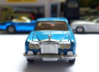 280 Rolls Royce Silver Shadow in blue with quarter light