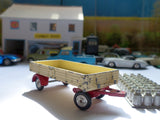 100 Dropside Trailer late edition with 1487 milk churns