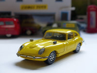 374 Jaguar E Type 4.2 in yellow