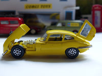 374 Jaguar E Type 4.2 in yellow