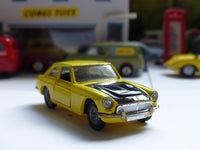 345 MGC GT in yellow and black