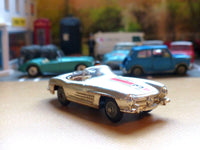 303S Mercedes-Benz 300SL Roadster *with cast wheels*